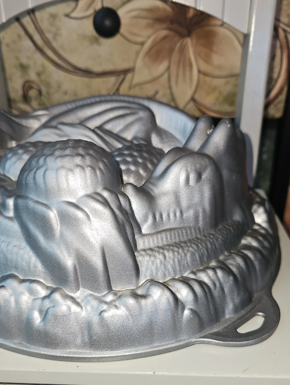 Game Of Thrones Sleeping Dragon Cake Pan